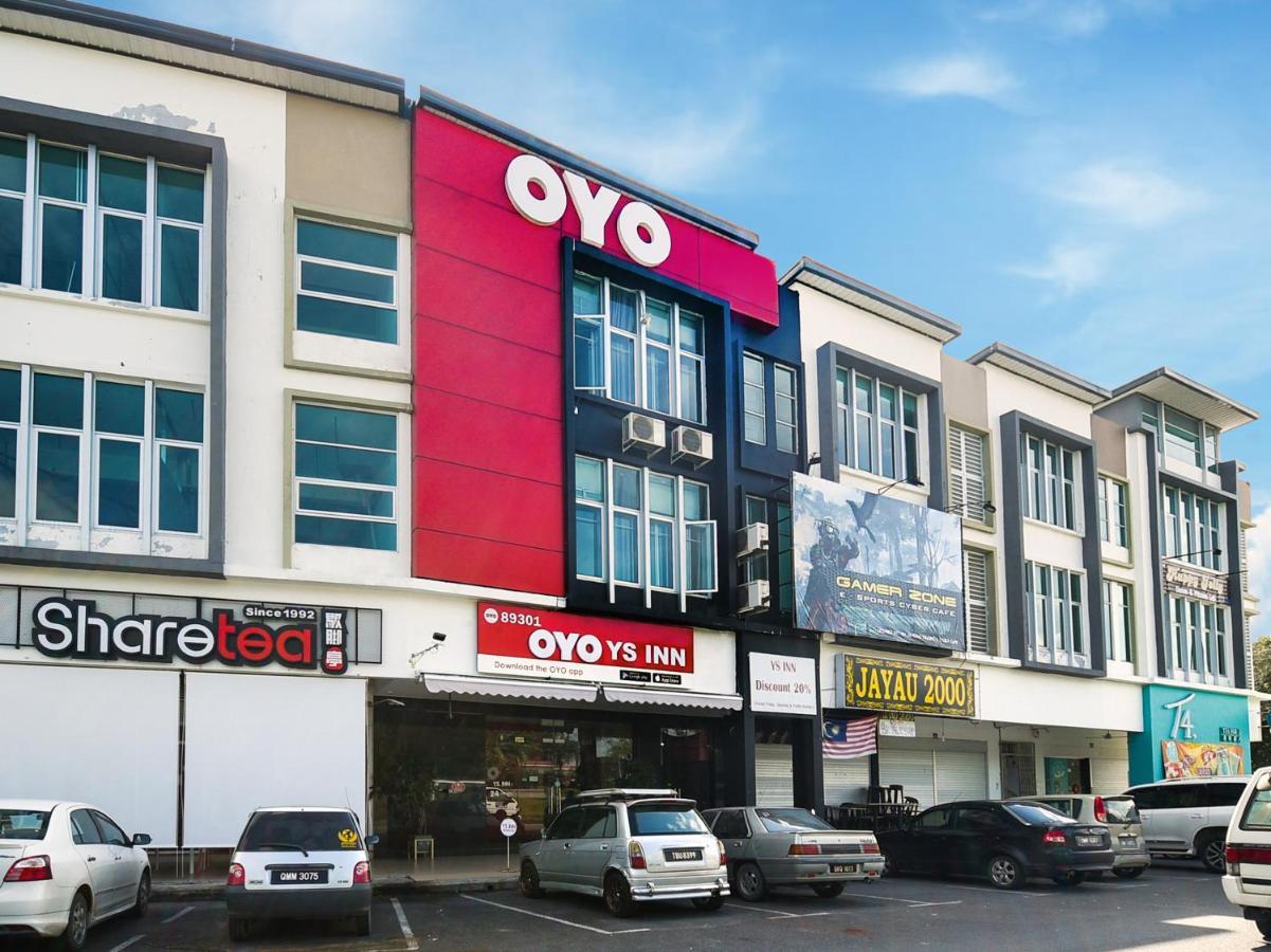 Oyo 89301 Ys Inn Miri Exterior foto